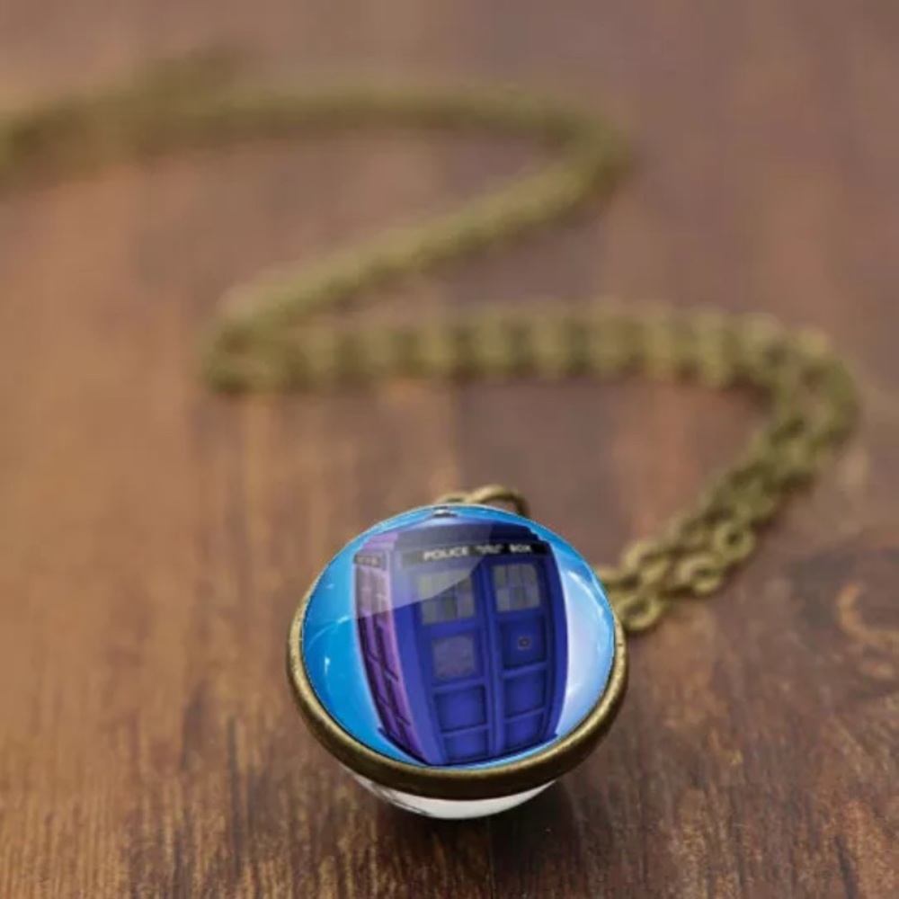 Doctor Who Tardis Necklace